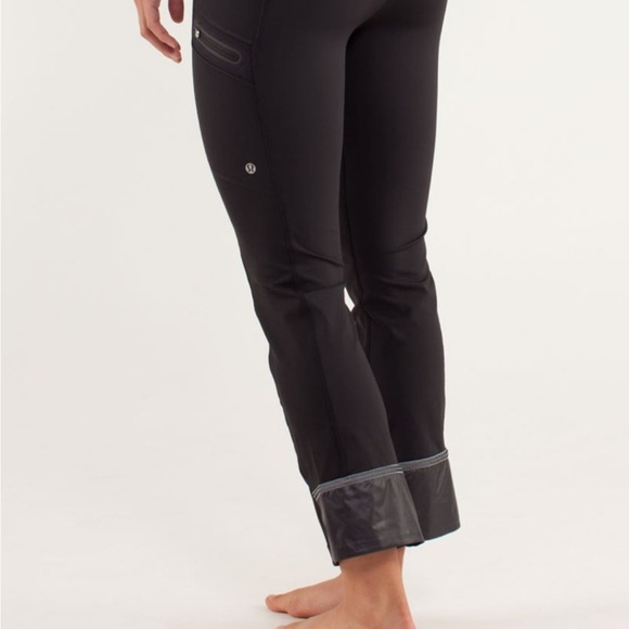 Lululemon Black Flare Leggings - Picture 1 of 9